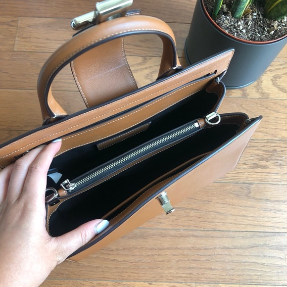 Marc Jacobs Leather Tote Bag - Picture 7 of 7